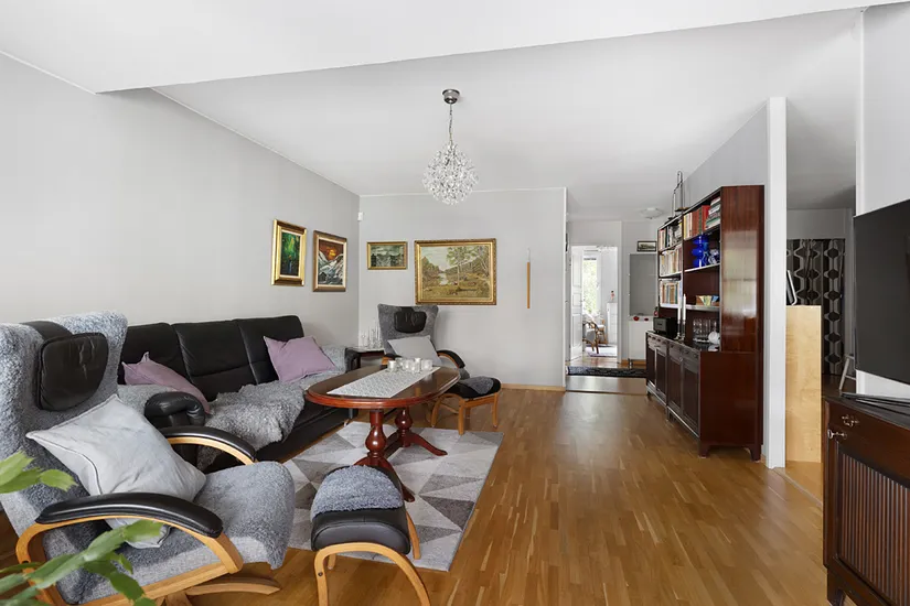 Bostadsrätt, Hasselbacken 28, Hasselbacken/Centralt, Upplands Väsby