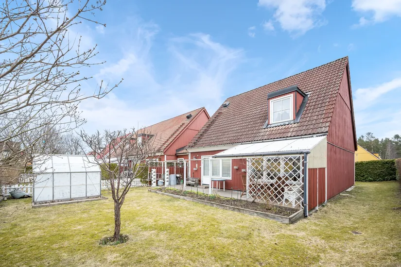 Villa, Pusshagen 28, Haninge