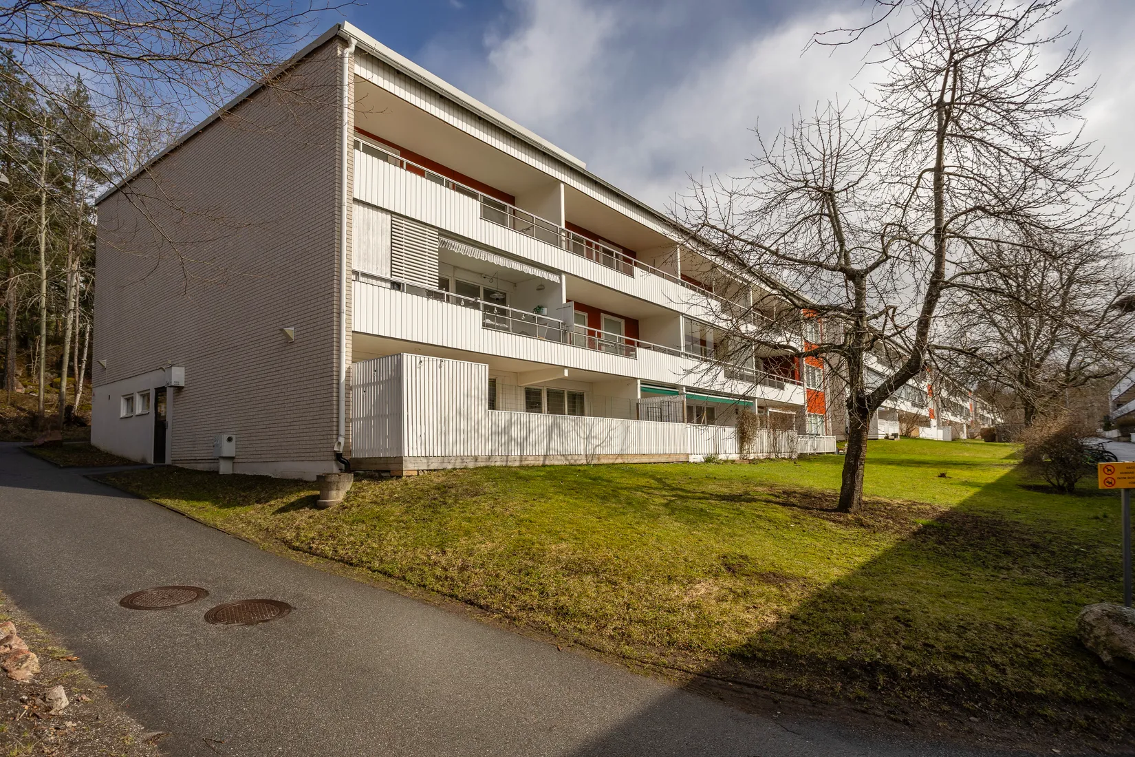 Bostadsrätt, Lomvägen 43, Kärrdal, Sollentuna