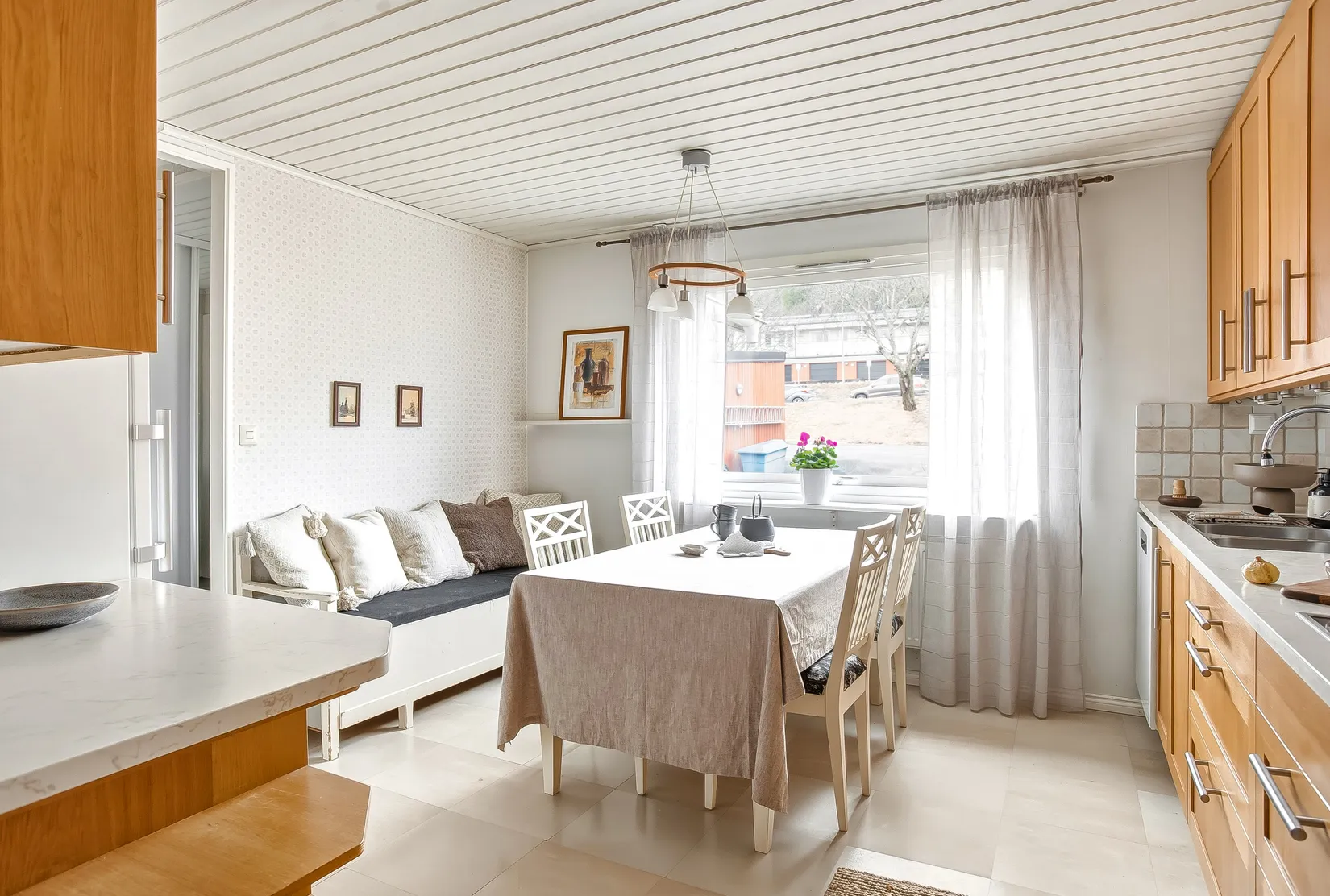 Villa, Radhus, Rödhakevägen 35B, Mariehem, Umeå