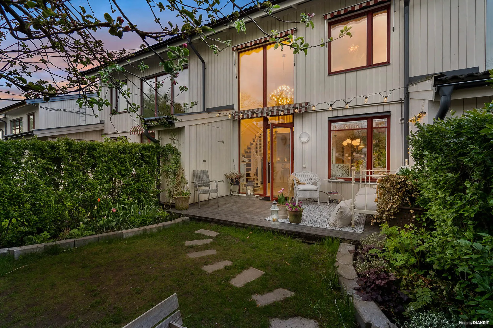 Villa, Radhus, Grönvretsvägen 1B, Jakobsberg - Västra, Järfälla