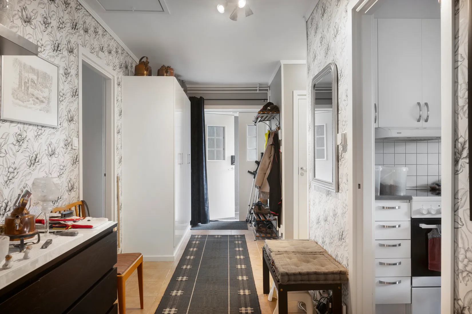 Villa, Radhus, Hantverkaregatan 2, Vara - Centralt, Vara