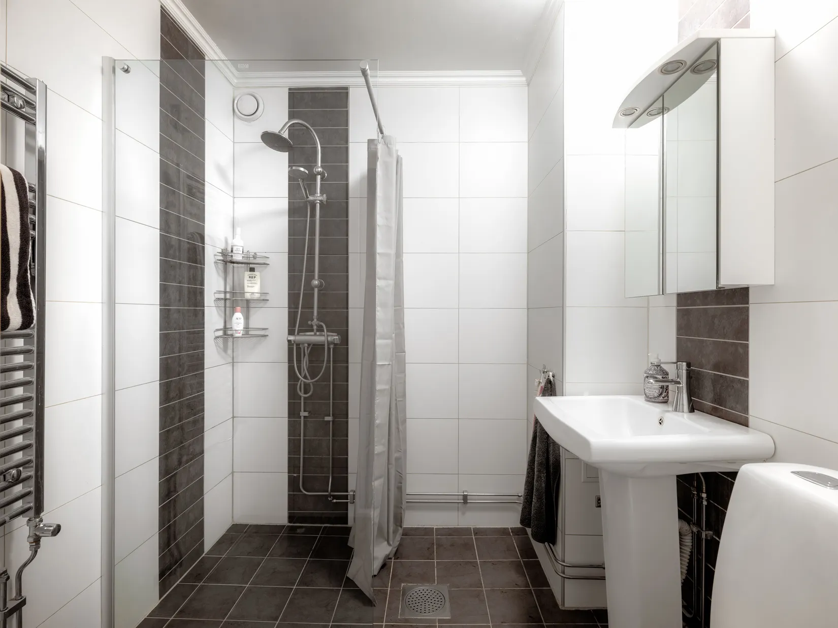 Bostadsrätt, Lomvägen 631, Sjöberg, Sollentuna