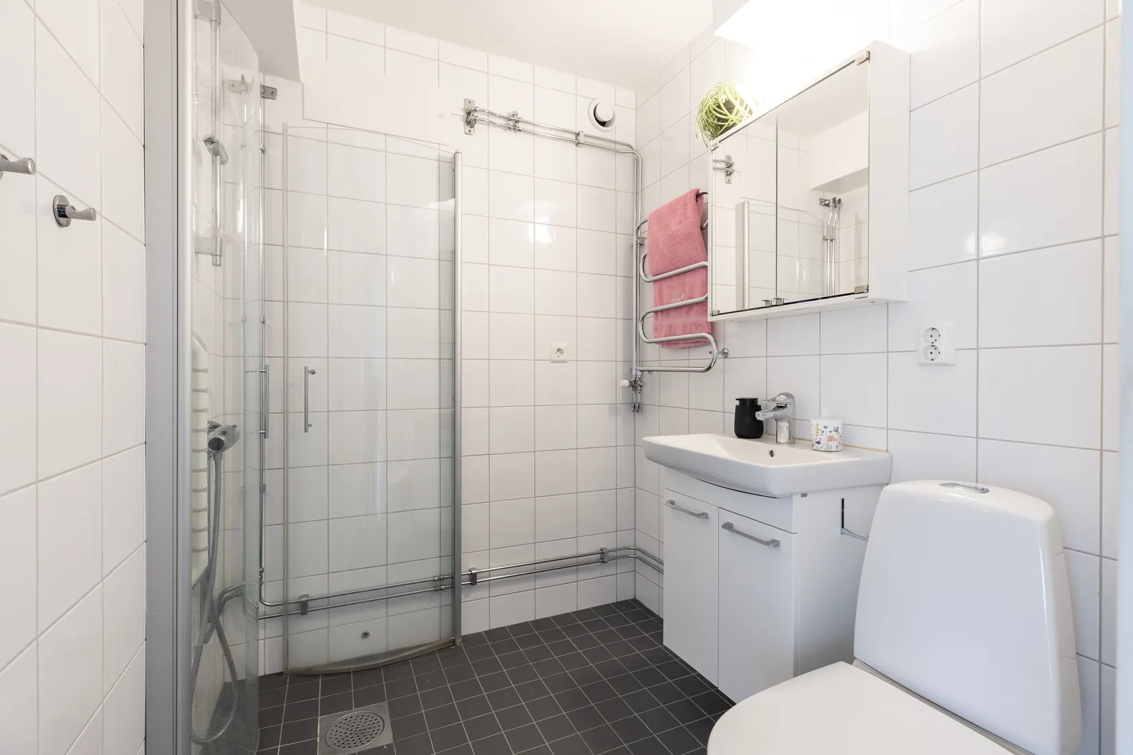 Bostadsrätt, Hagalundsgatan 18, Hagalund, Solna