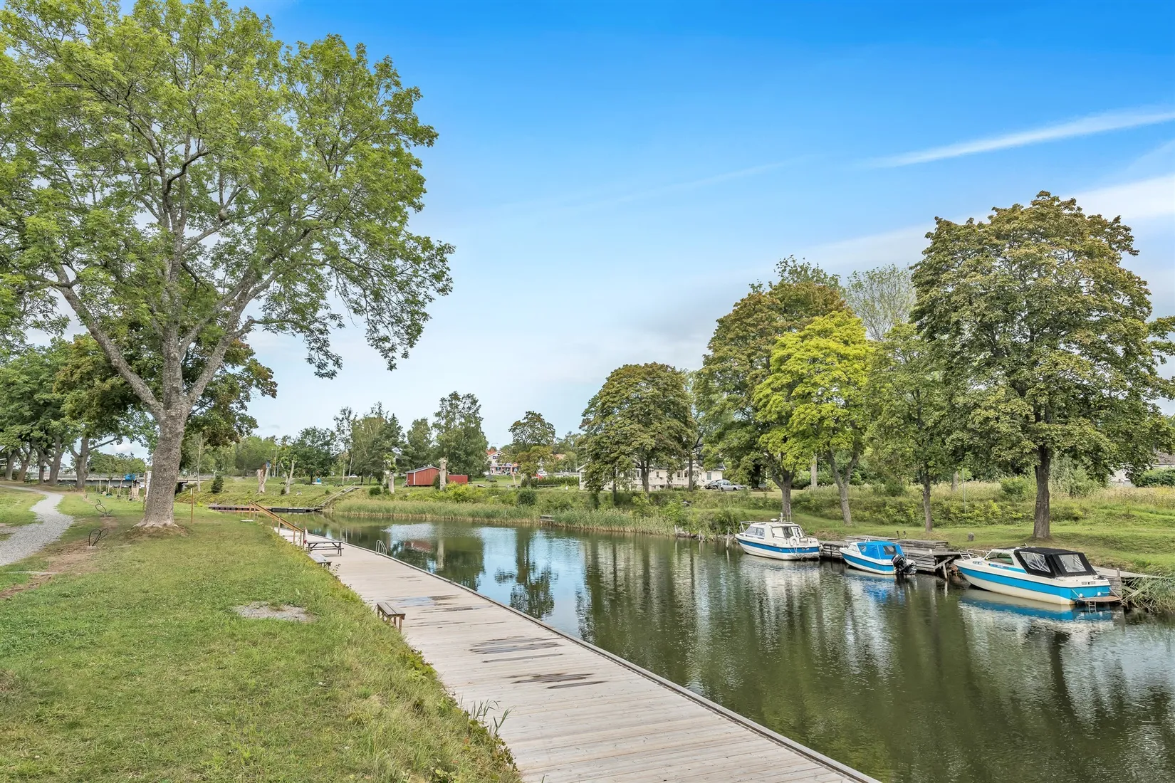 Bostadsrätt, Centrumvägen 5D.  Markplan, Älmsta centralt, Norrtälje