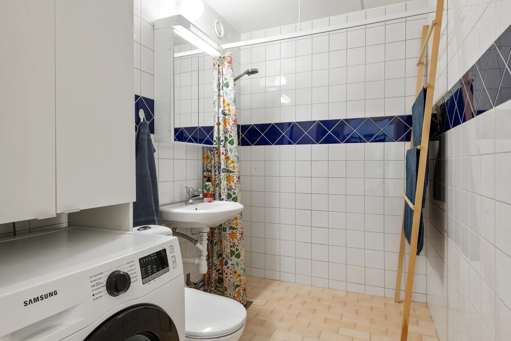 Bostadsrätt, Åkerbyvägen 84, 12tr, Täby Centrum, Täby