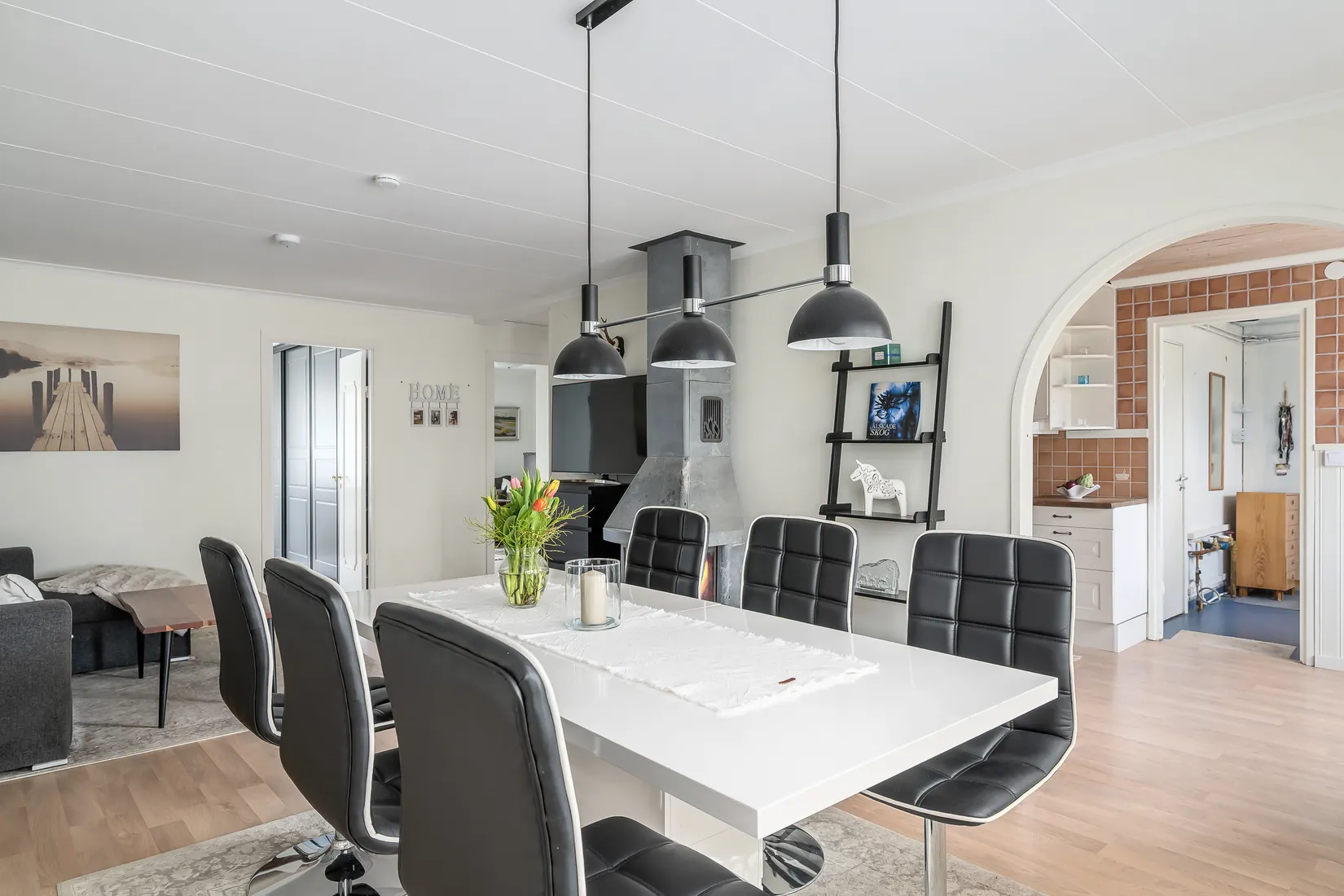 Villa, Radhus, Prästkragevägen 1, Sunnerby, Nynäshamn