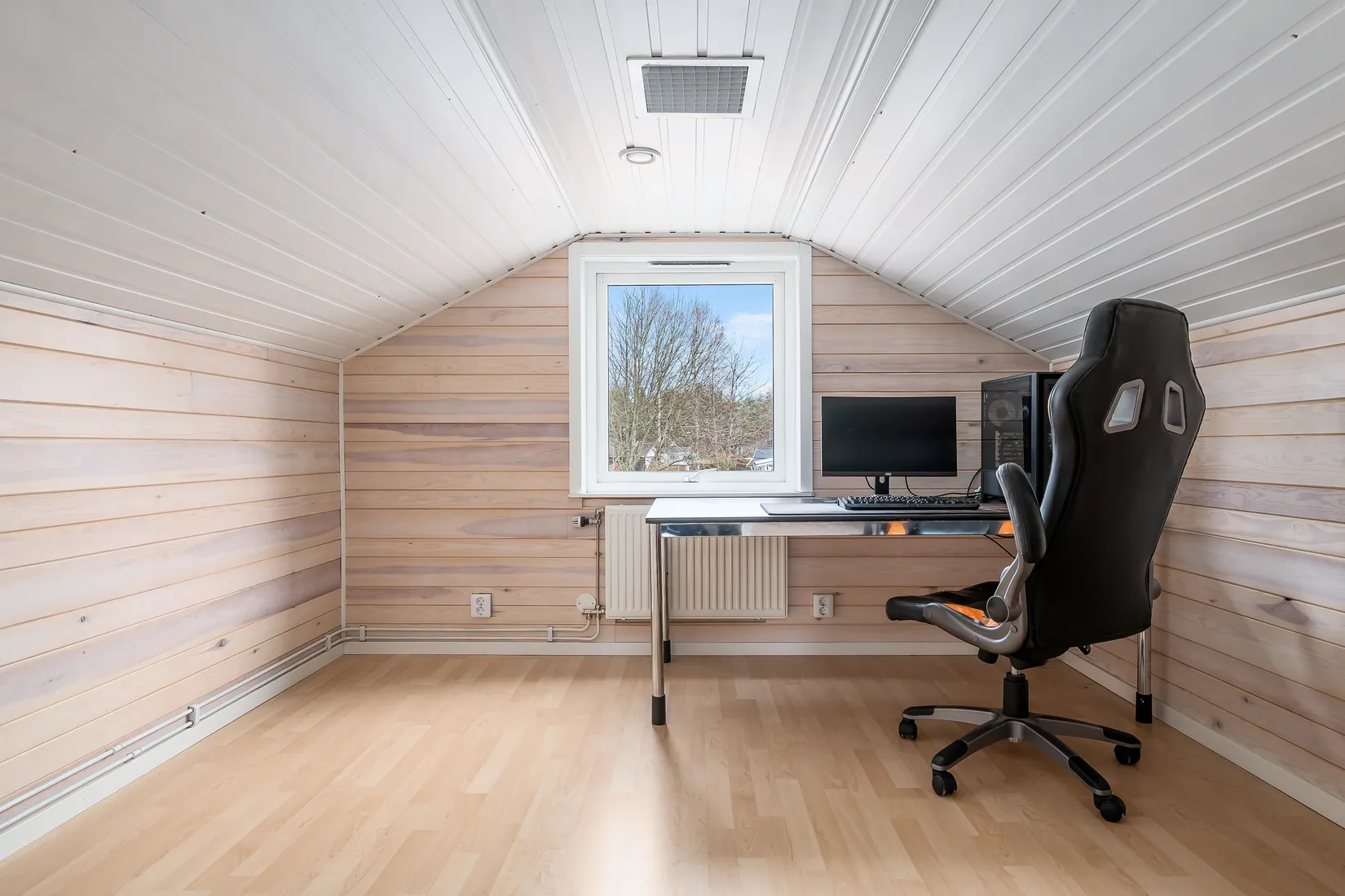 Villa, Radhus, Prästkragevägen 1, Sunnerby, Nynäshamn