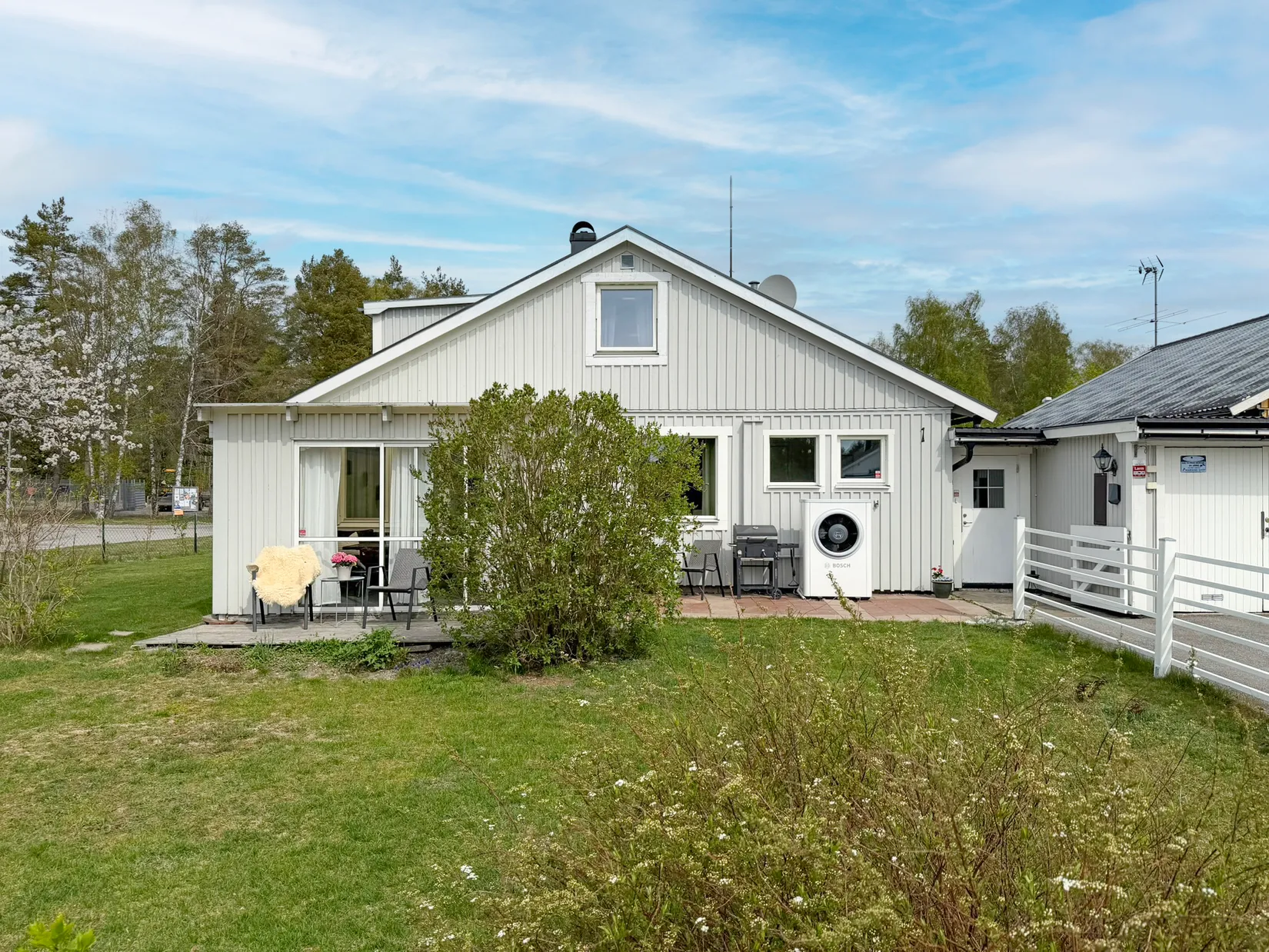 Villa, Radhus, Prästkragevägen 1, Sunnerby, Nynäshamn