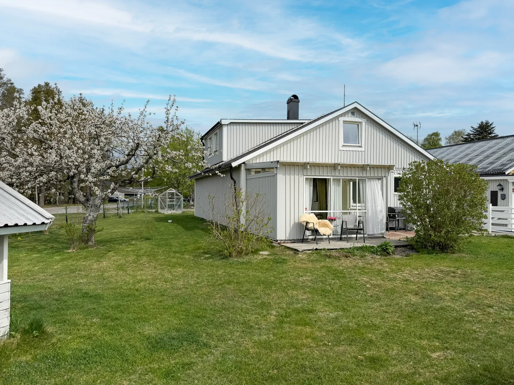 Villa, Radhus, Prästkragevägen 1, Sunnerby, Nynäshamn
