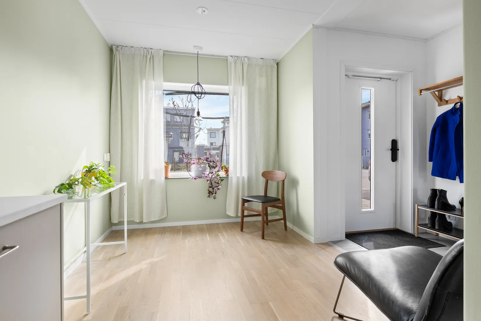 Bostadsrätt, Radhus, Kontringsvägen 28, Ekerö Träkvista, Ekerö
