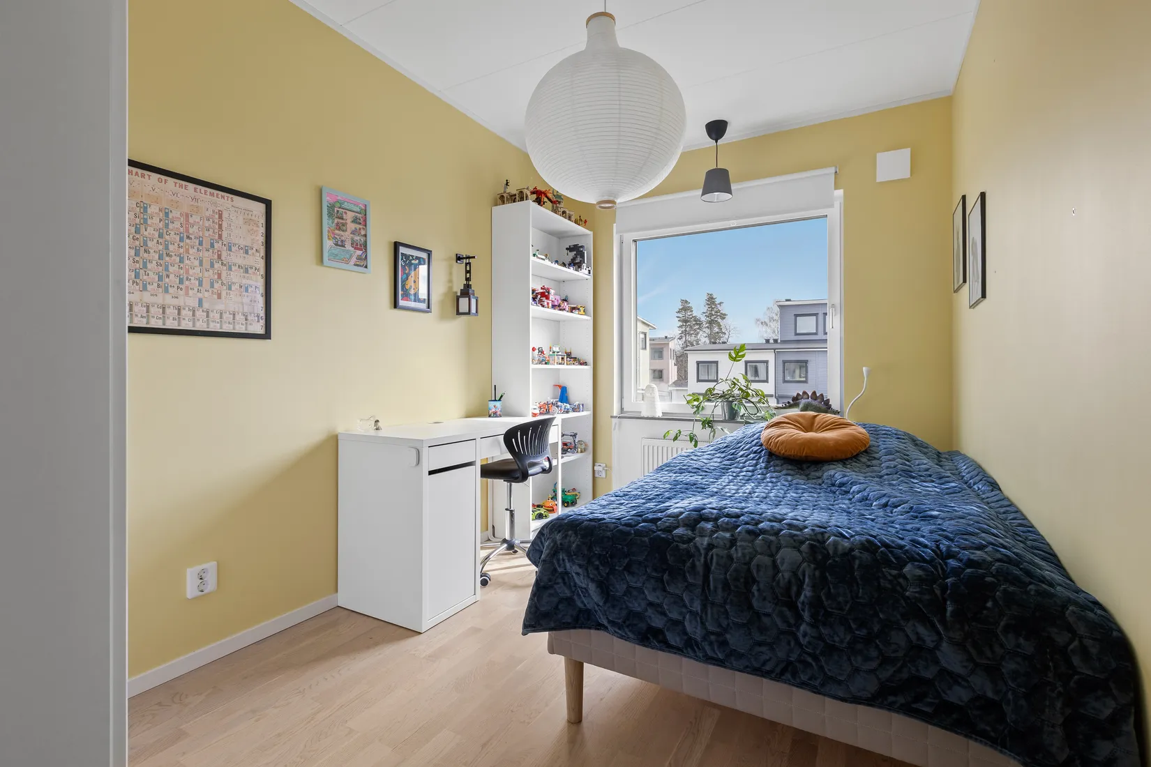 Bostadsrätt, Radhus, Kontringsvägen 28, Ekerö Träkvista, Ekerö