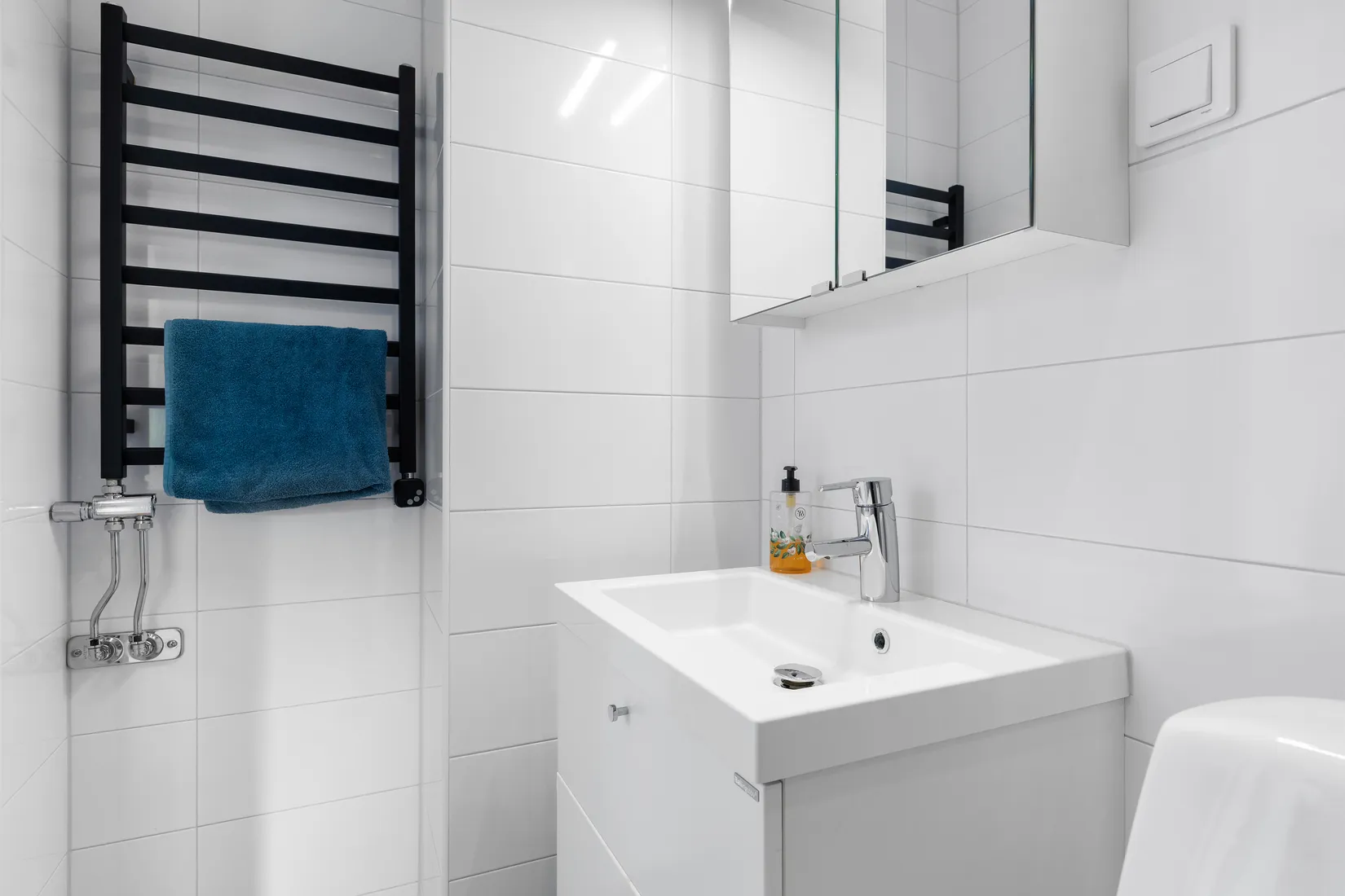 Bostadsrätt, Radhus, Kontringsvägen 28, Ekerö Träkvista, Ekerö