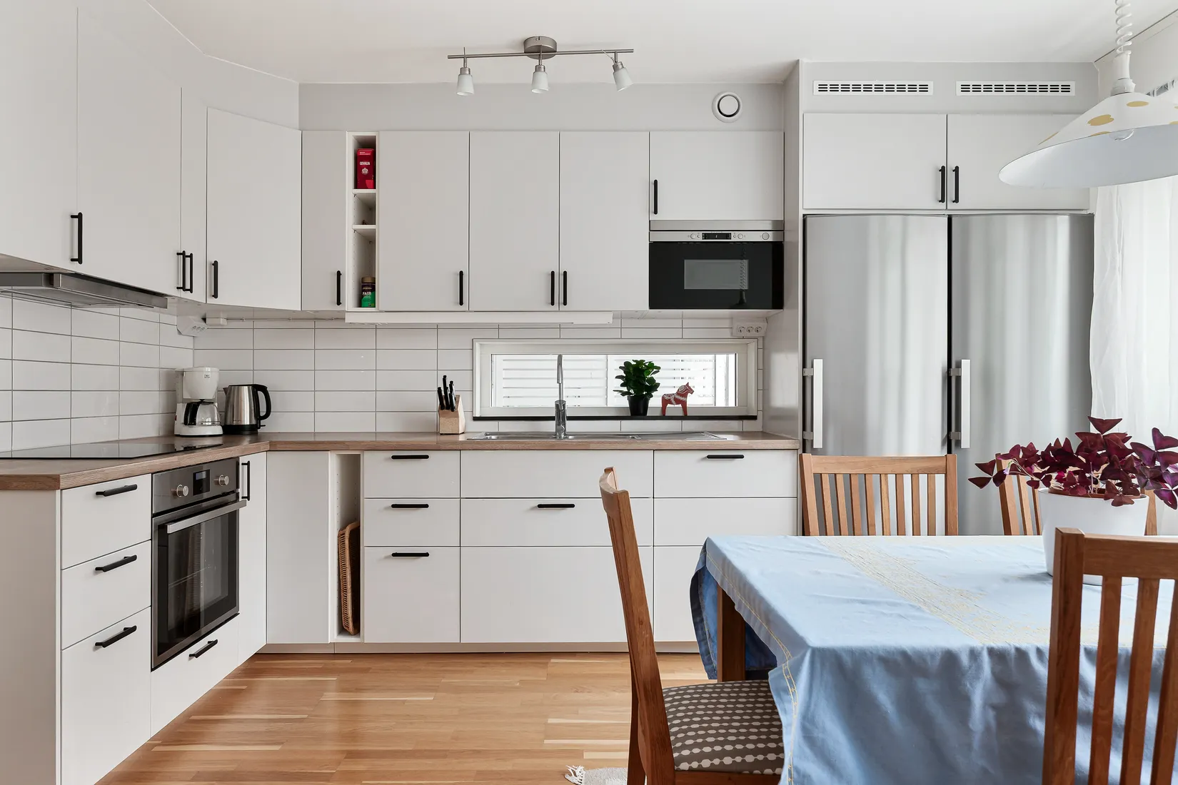 Bostadsrätt, Radhus, Rosenhillsvägen 16, Arnö, Nyköping