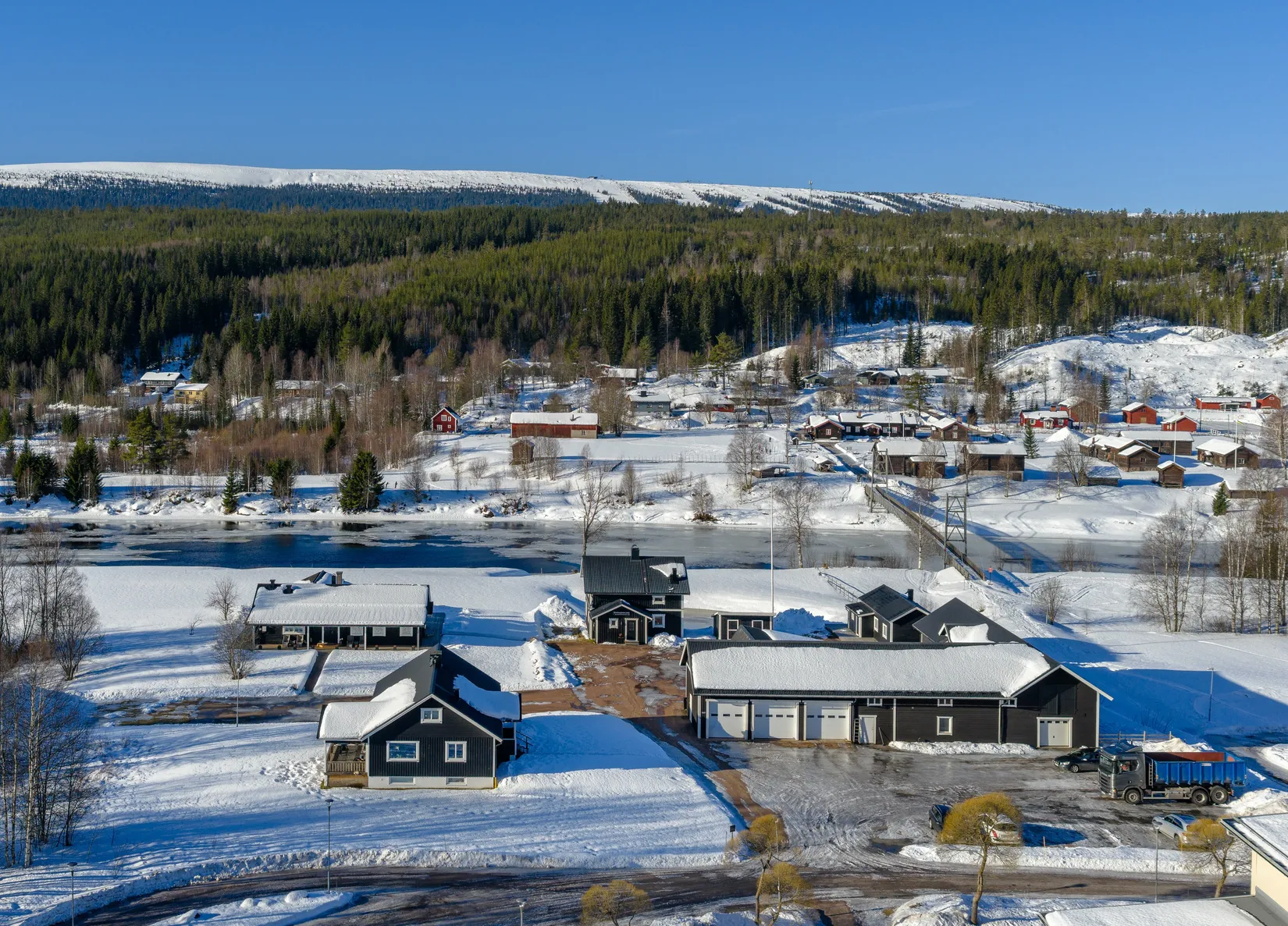Villa, Tomtvägen 1-4, Sälens by , Malung-Sälen