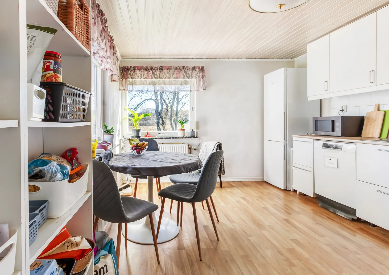 Gård/Skog, Rögla byaväg 43, Rögla, Ystad