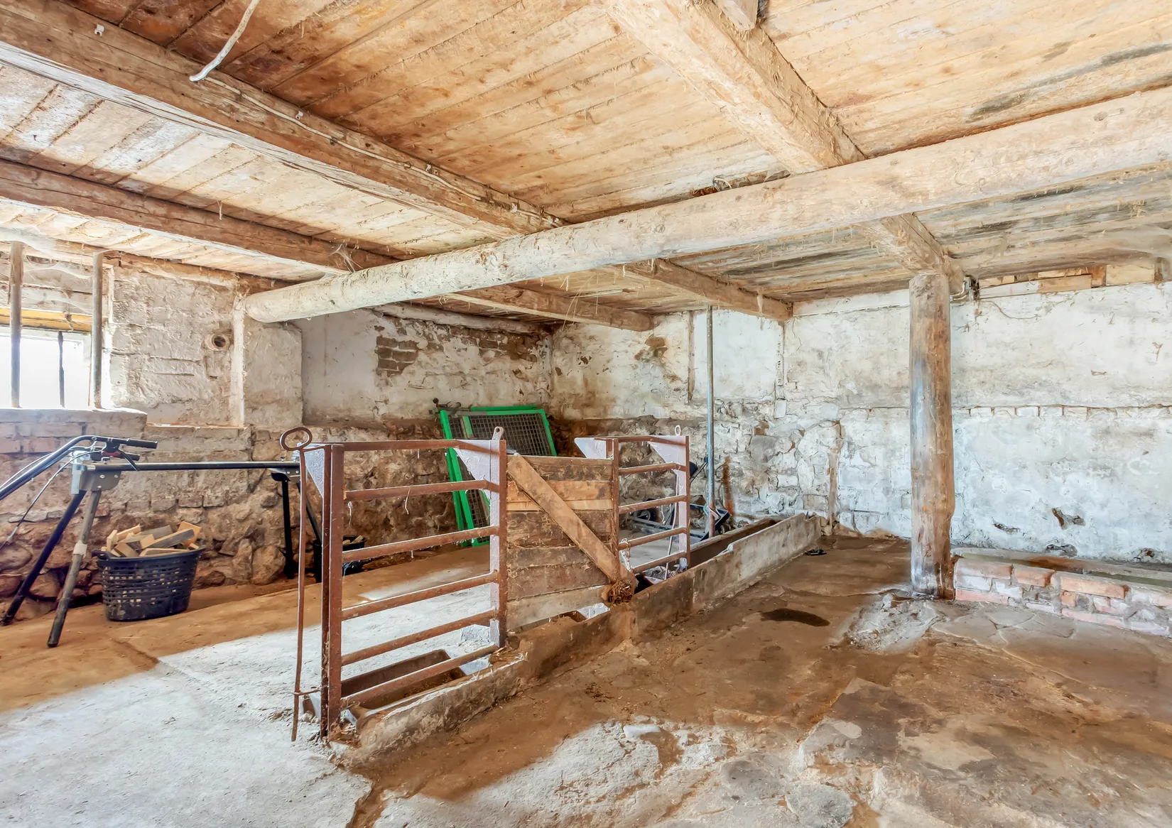 Gård/Skog, Rögla byaväg 43, Rögla, Ystad