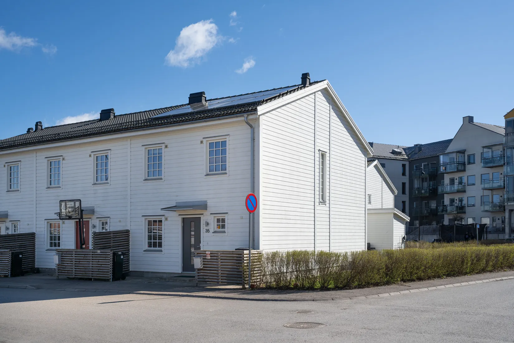 Bostadsrätt, Radhus, Järnvägsgatan 35, Frönäs, Gnesta