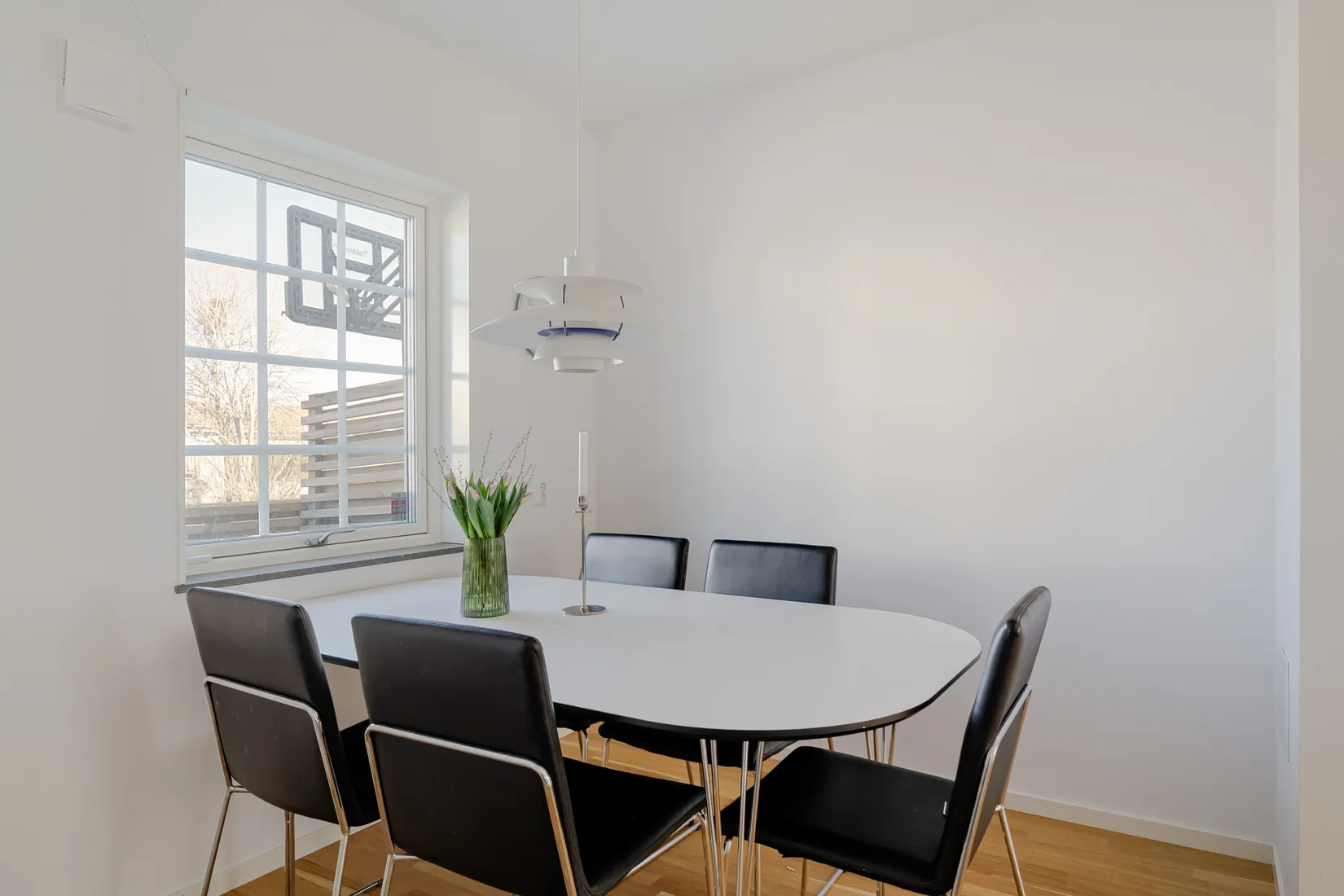 Bostadsrätt, Radhus, Järnvägsgatan 35, Frönäs, Gnesta