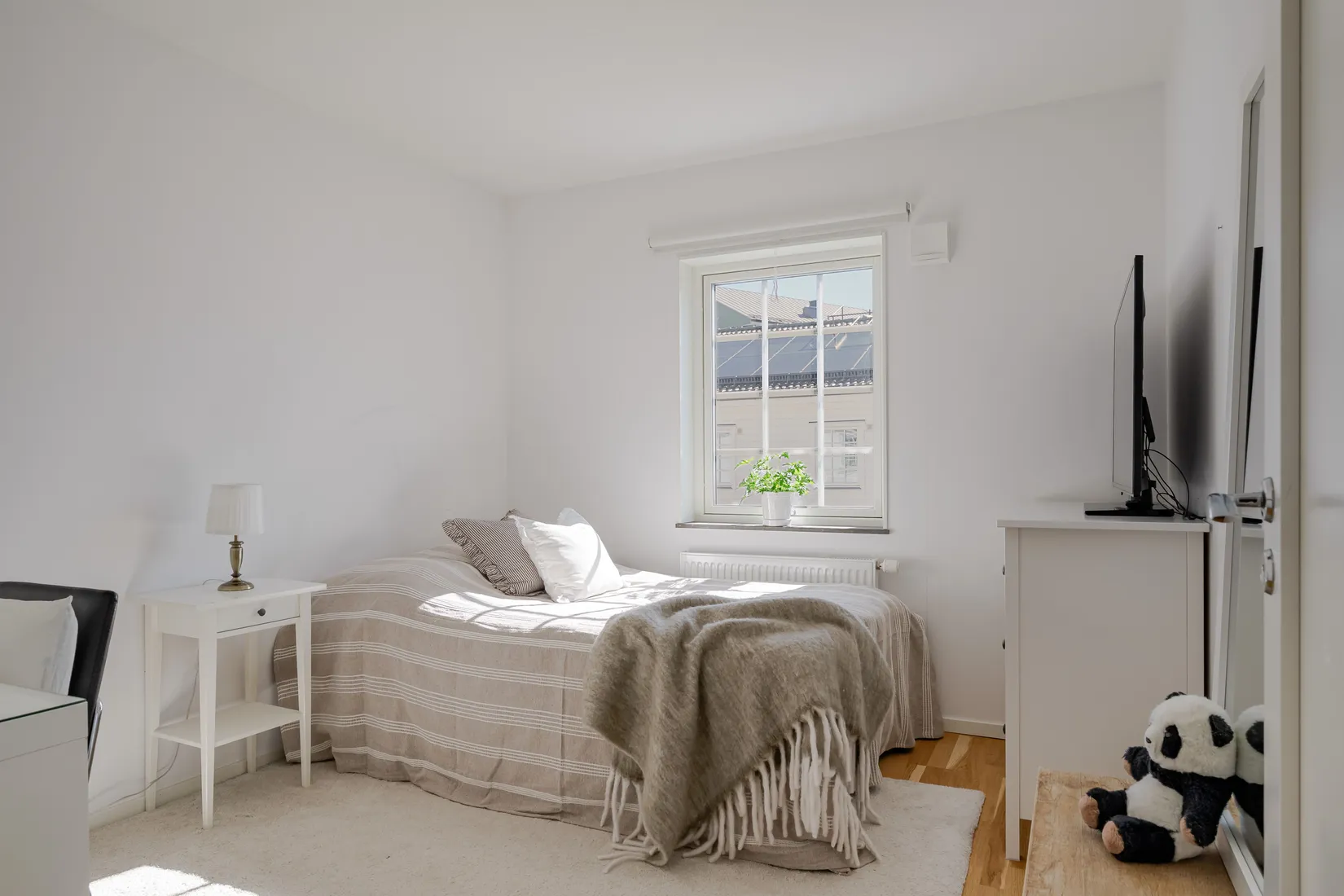 Bostadsrätt, Radhus, Järnvägsgatan 35, Frönäs, Gnesta