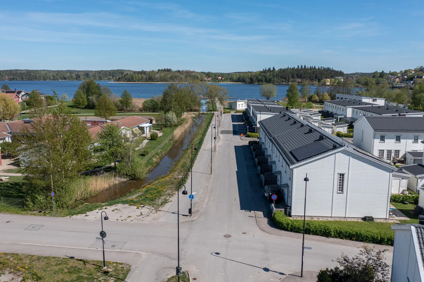Bostadsrätt, Radhus, Järnvägsgatan 35, Frönäs, Gnesta