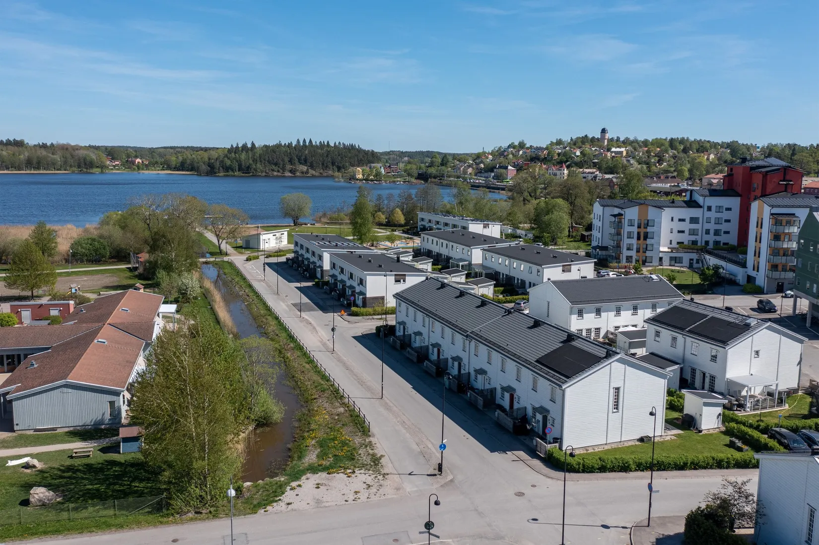 Bostadsrätt, Radhus, Järnvägsgatan 35, Frönäs, Gnesta