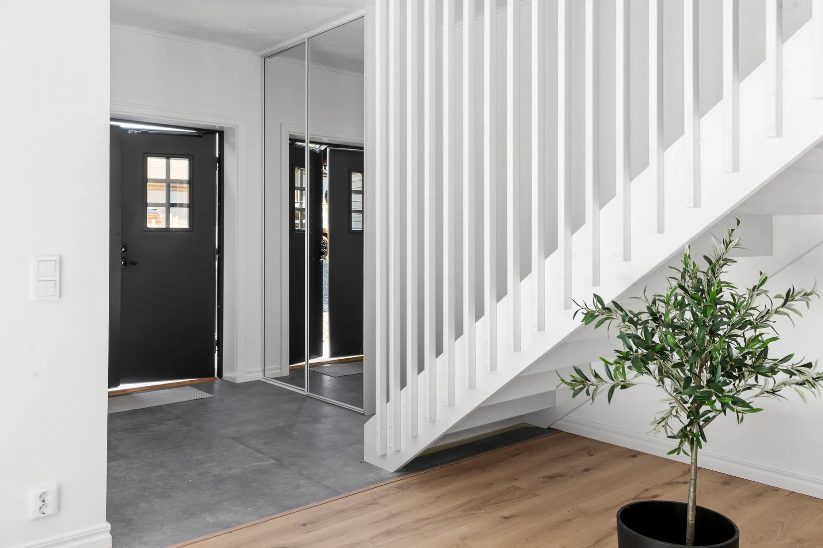Radhus, Torpa 9F, Torpa, Varberg