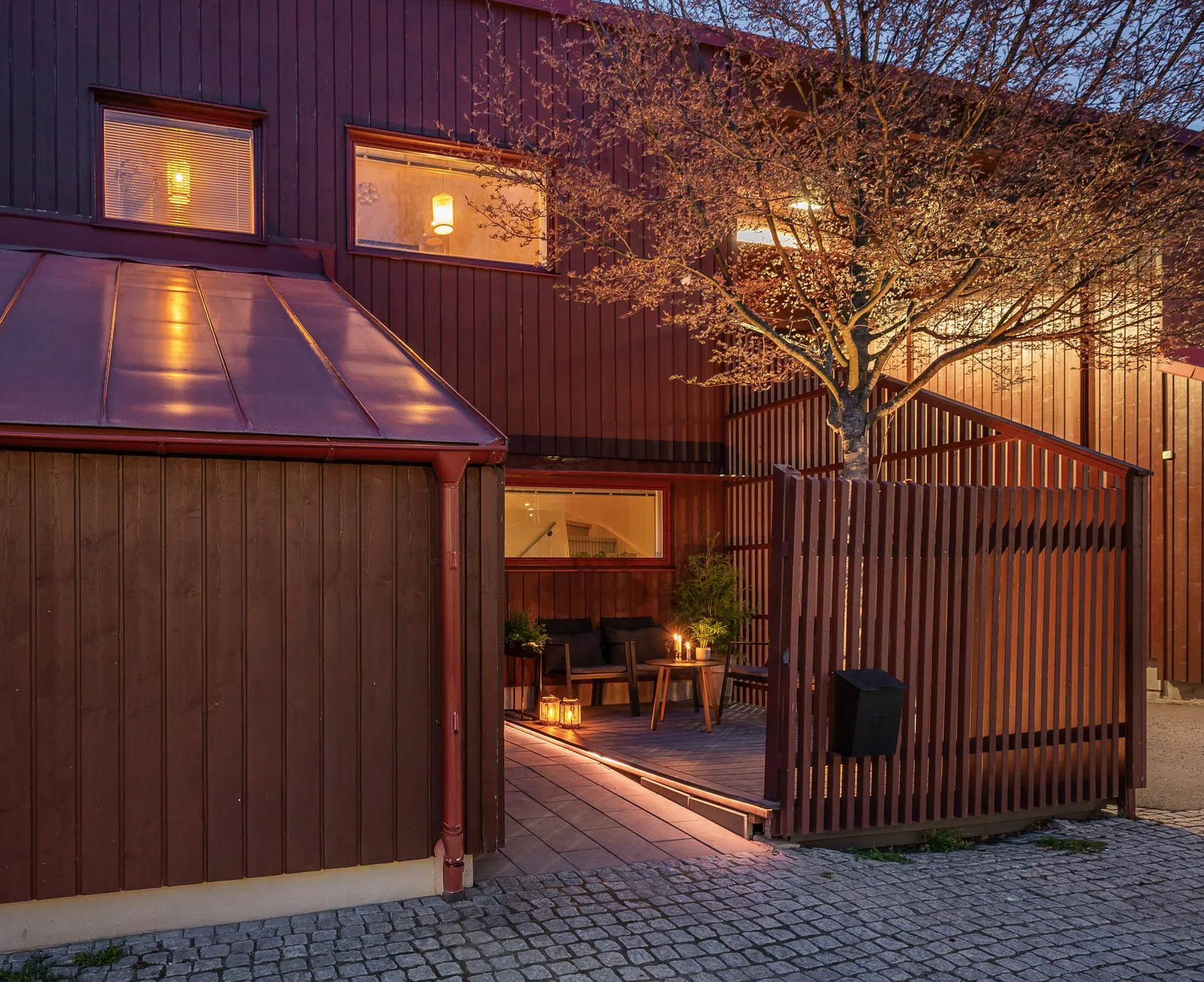 Radhus, Trevingevägen 23, Ulvsunda, Stockholm