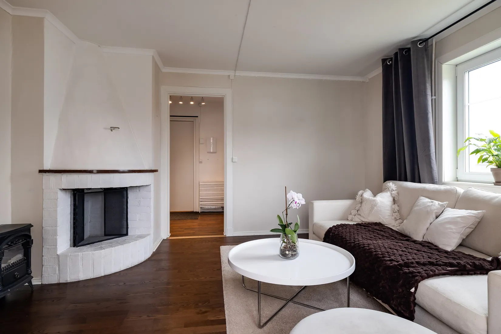 Villa, Åkarevägen 8, Hällabrottet, Kumla