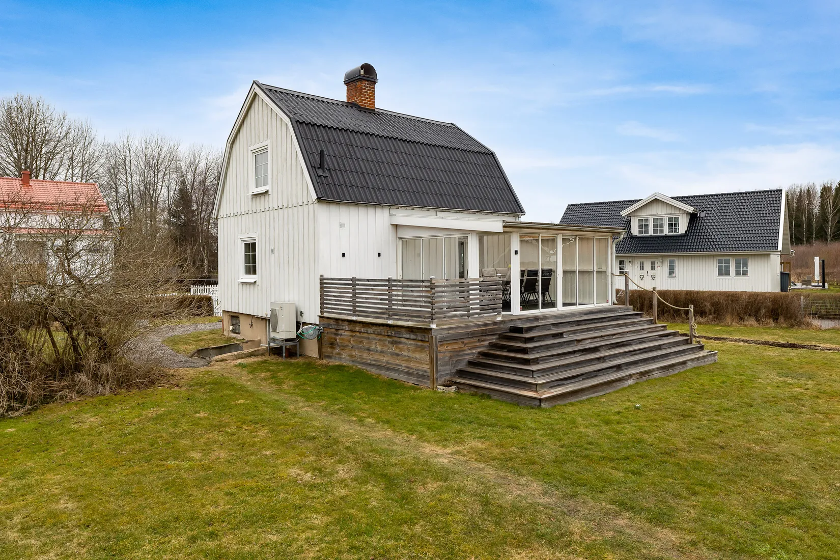 Villa, Åkarevägen 8, Hällabrottet, Kumla