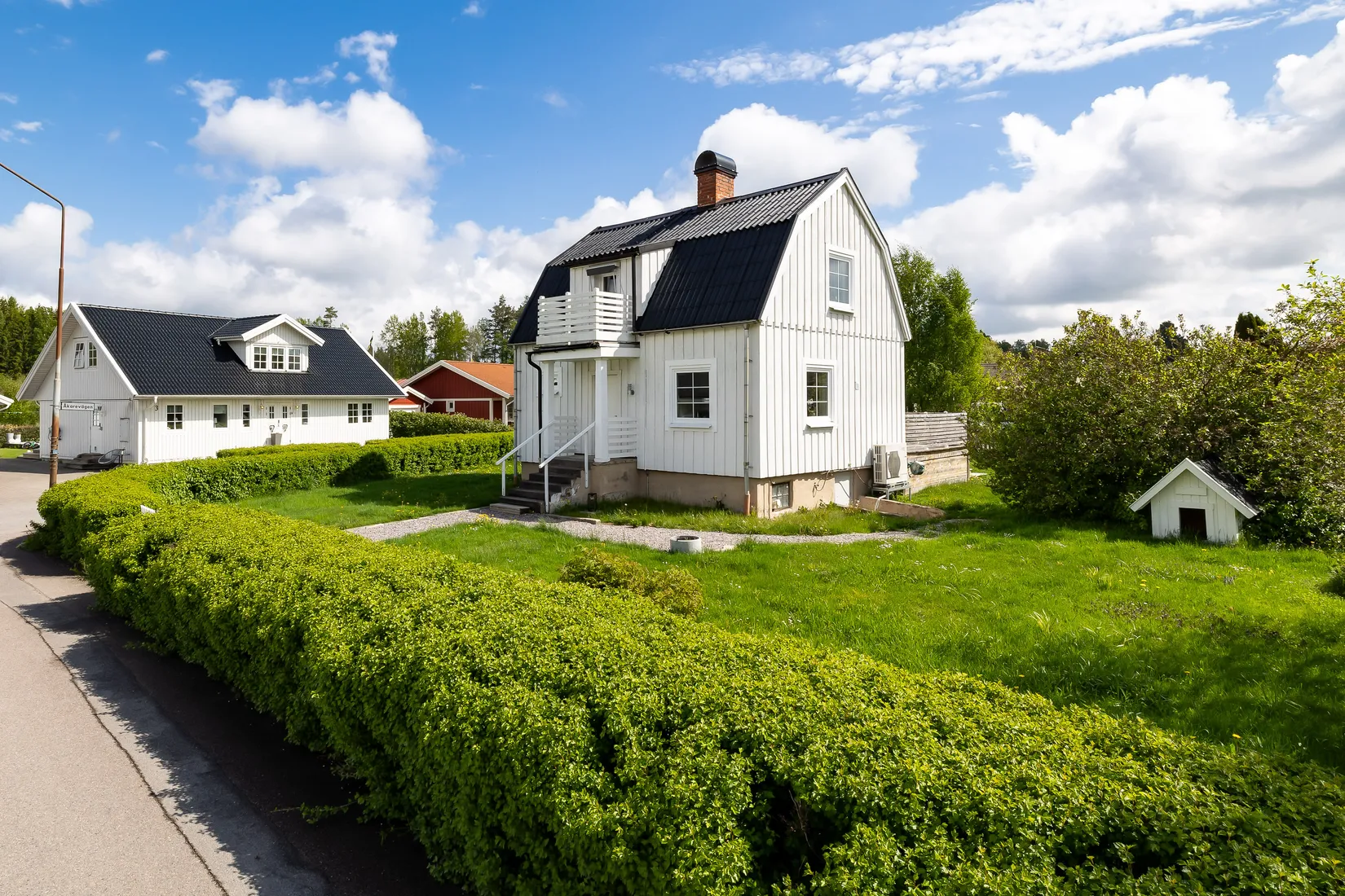 Villa, Åkarevägen 8, Hällabrottet, Kumla