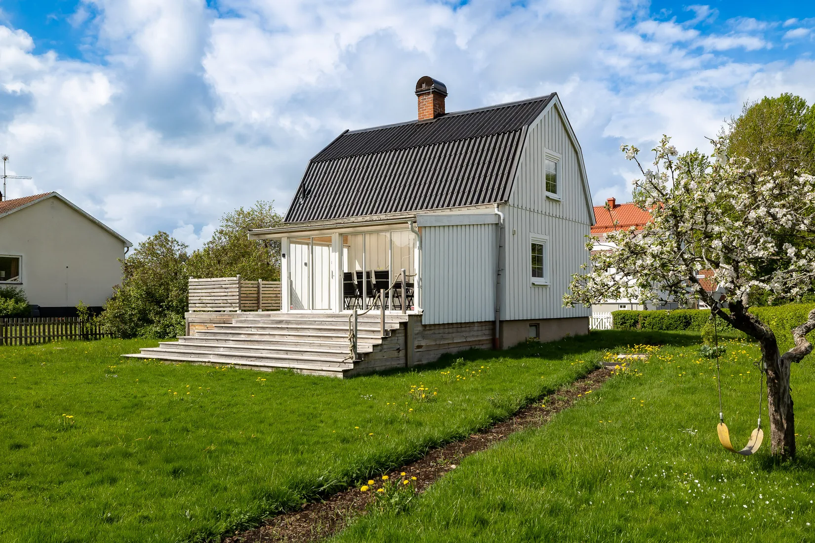 Villa, Åkarevägen 8, Hällabrottet, Kumla