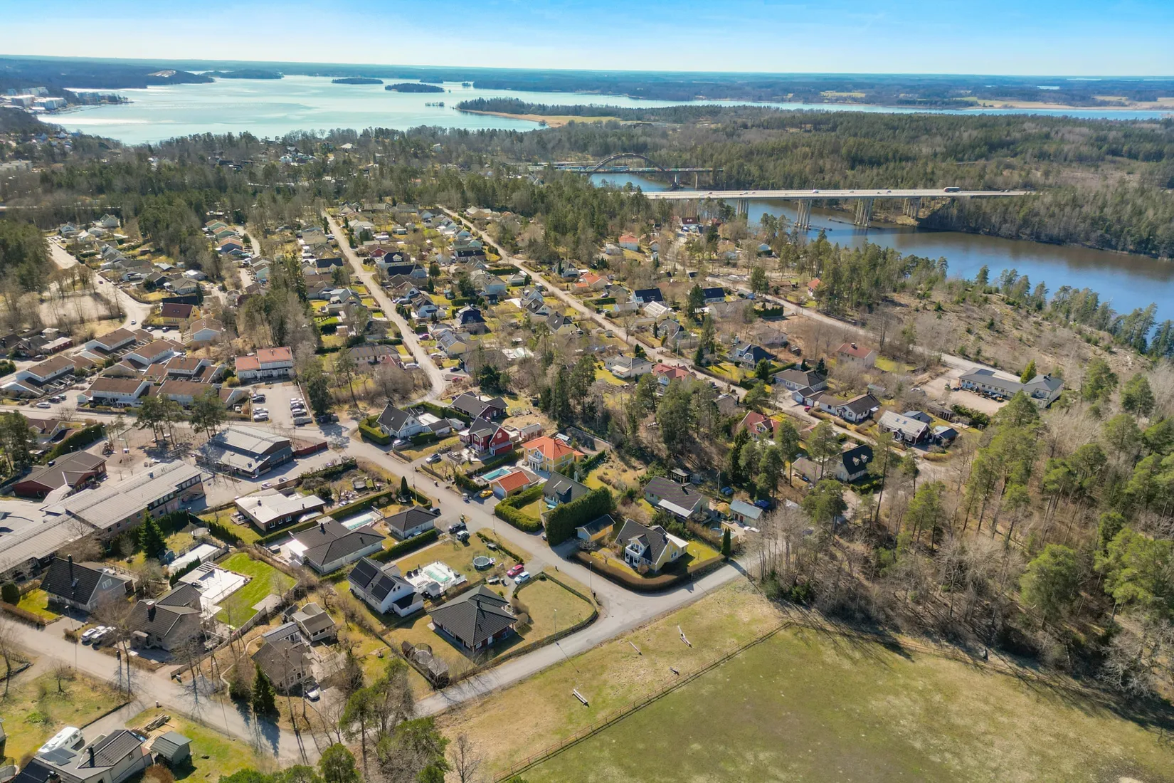 Villa, Biskop Johannes väg 23, Stäket, Järfälla