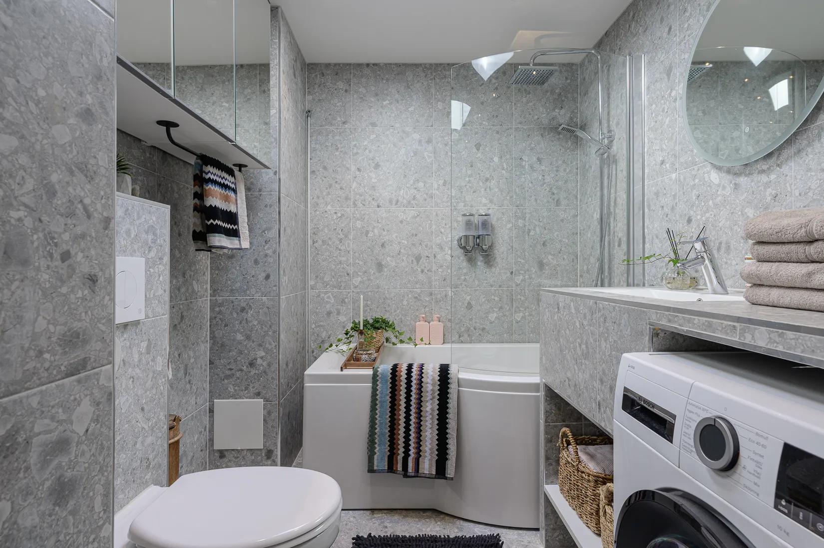 Villa, Radhus, Bivägen 73, Björkhaga, Österåker