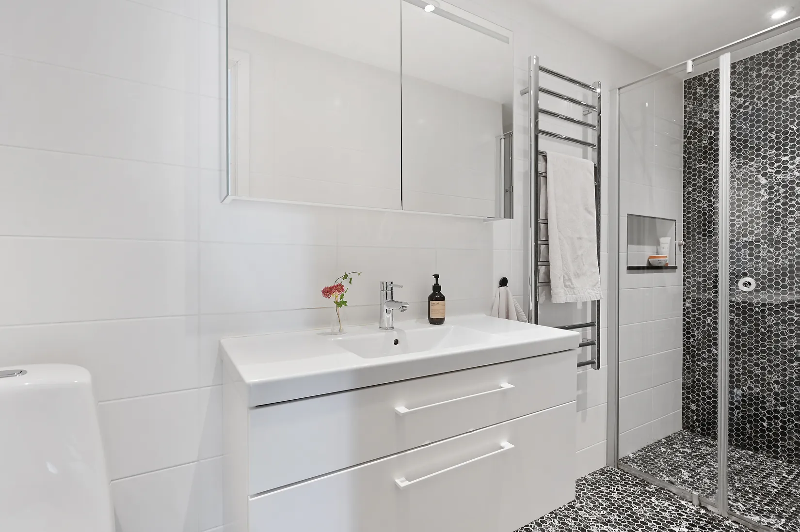 Villa, Ripvägen 21A, Barkarby, Järfälla