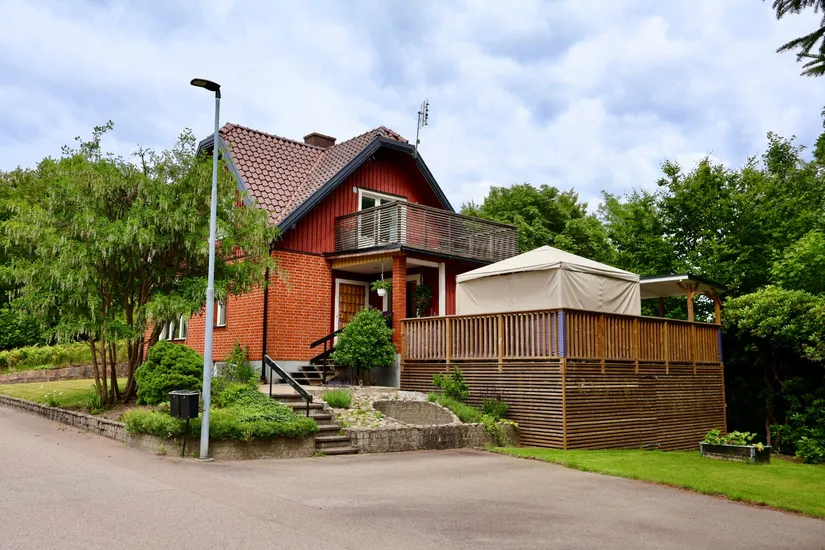 Villa, Hallingaliden 16A & B, Örkelljunga