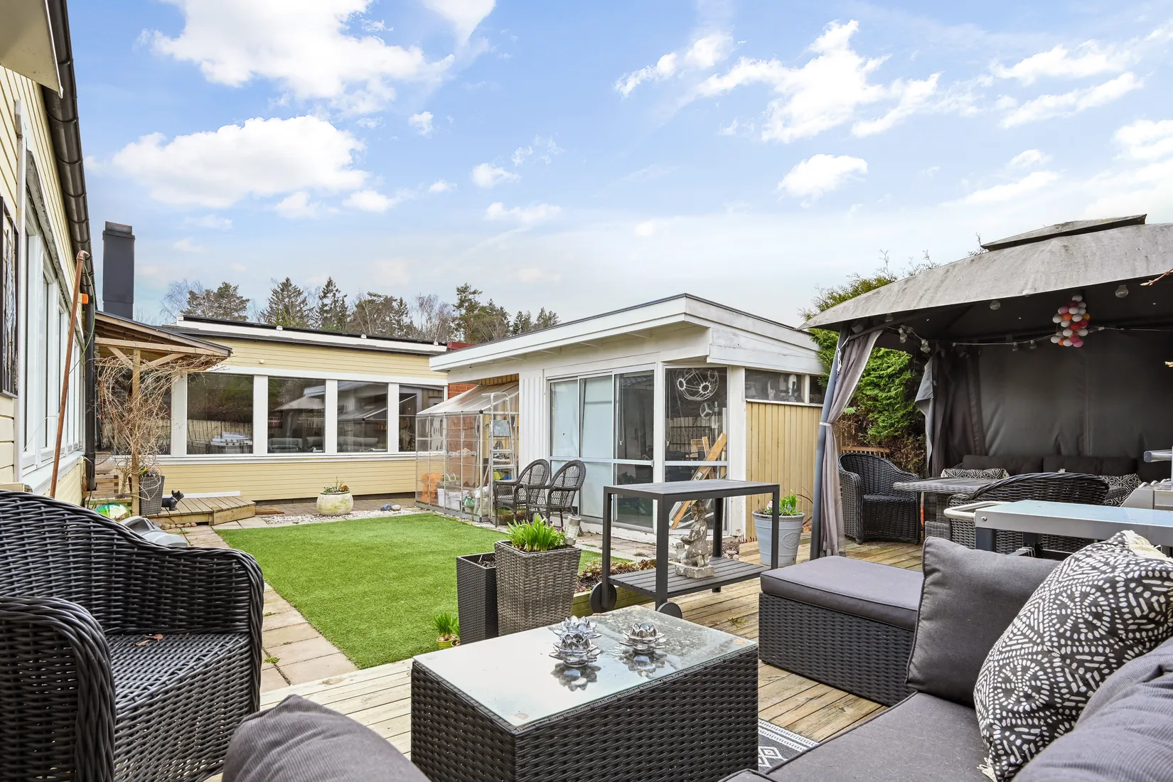 Villa, Näckrosvägen 10, Sjukyrkoberget, Upplands Väsby