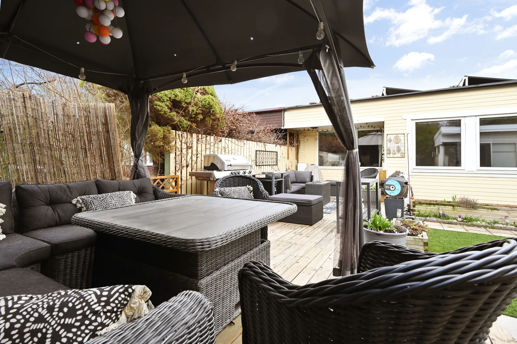 Villa, Näckrosvägen 10, Sjukyrkoberget, Upplands Väsby