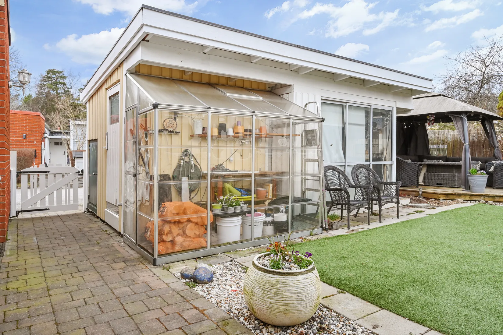 Villa, Näckrosvägen 10, Sjukyrkoberget, Upplands Väsby