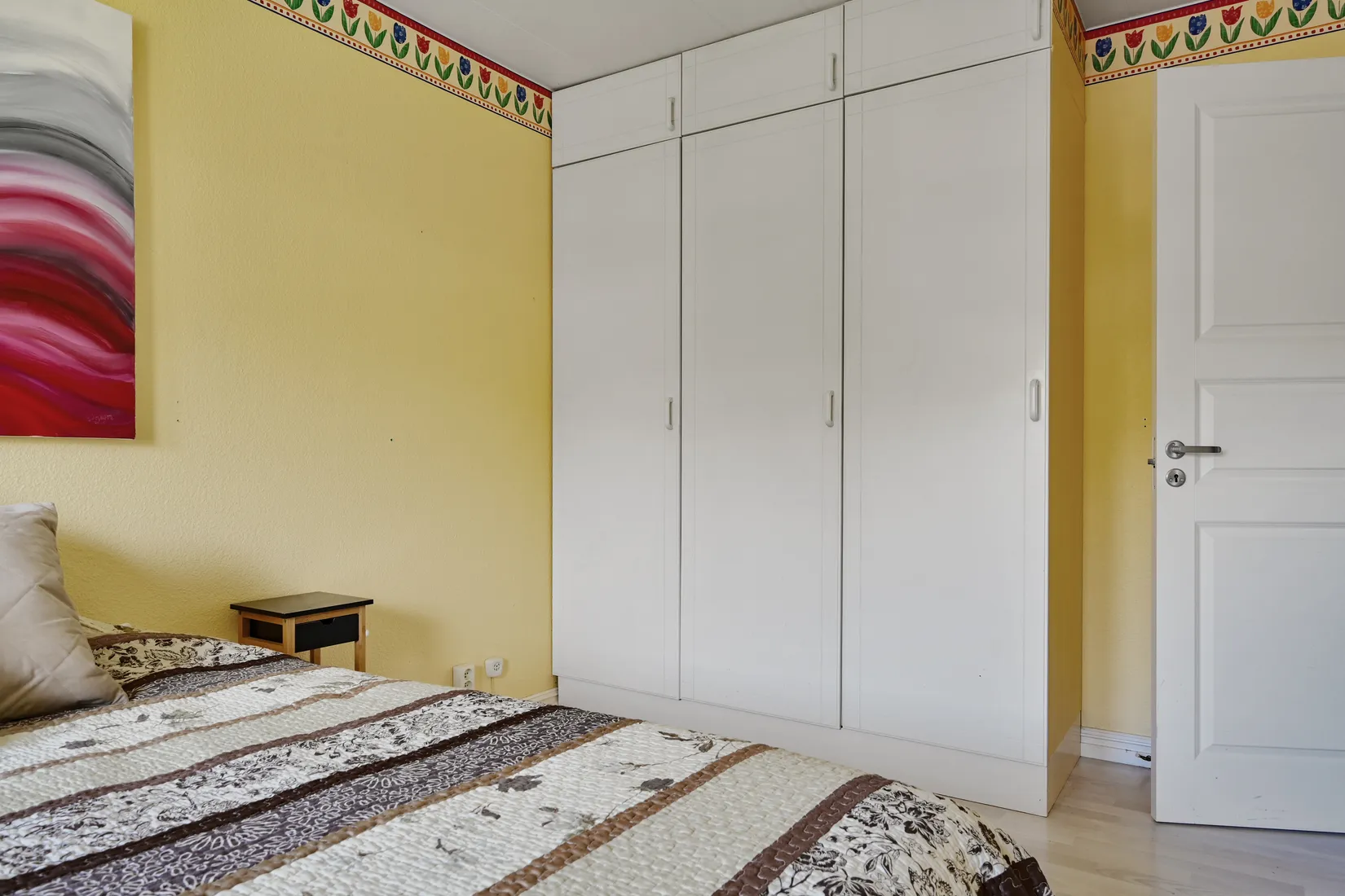 Villa, Radhus, Näckrosvägen 10, Sjukyrkoberget, Upplands Väsby