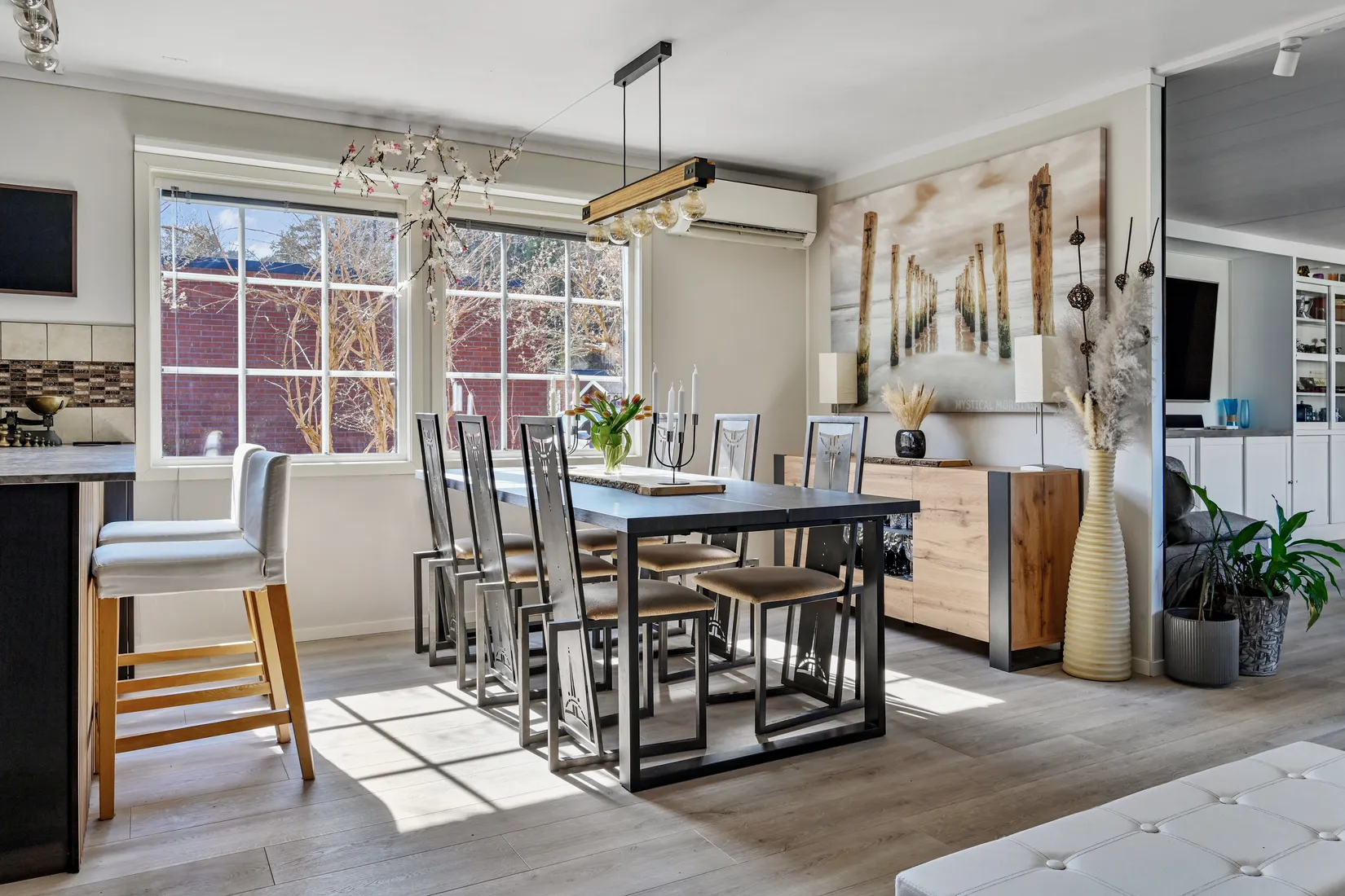 Villa, Radhus, Näckrosvägen 10, Sjukyrkoberget, Upplands Väsby