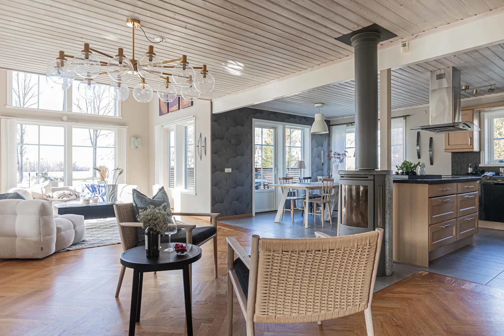 Villa, Sjöhammarvägen 2, Kvicksund, Eskilstuna