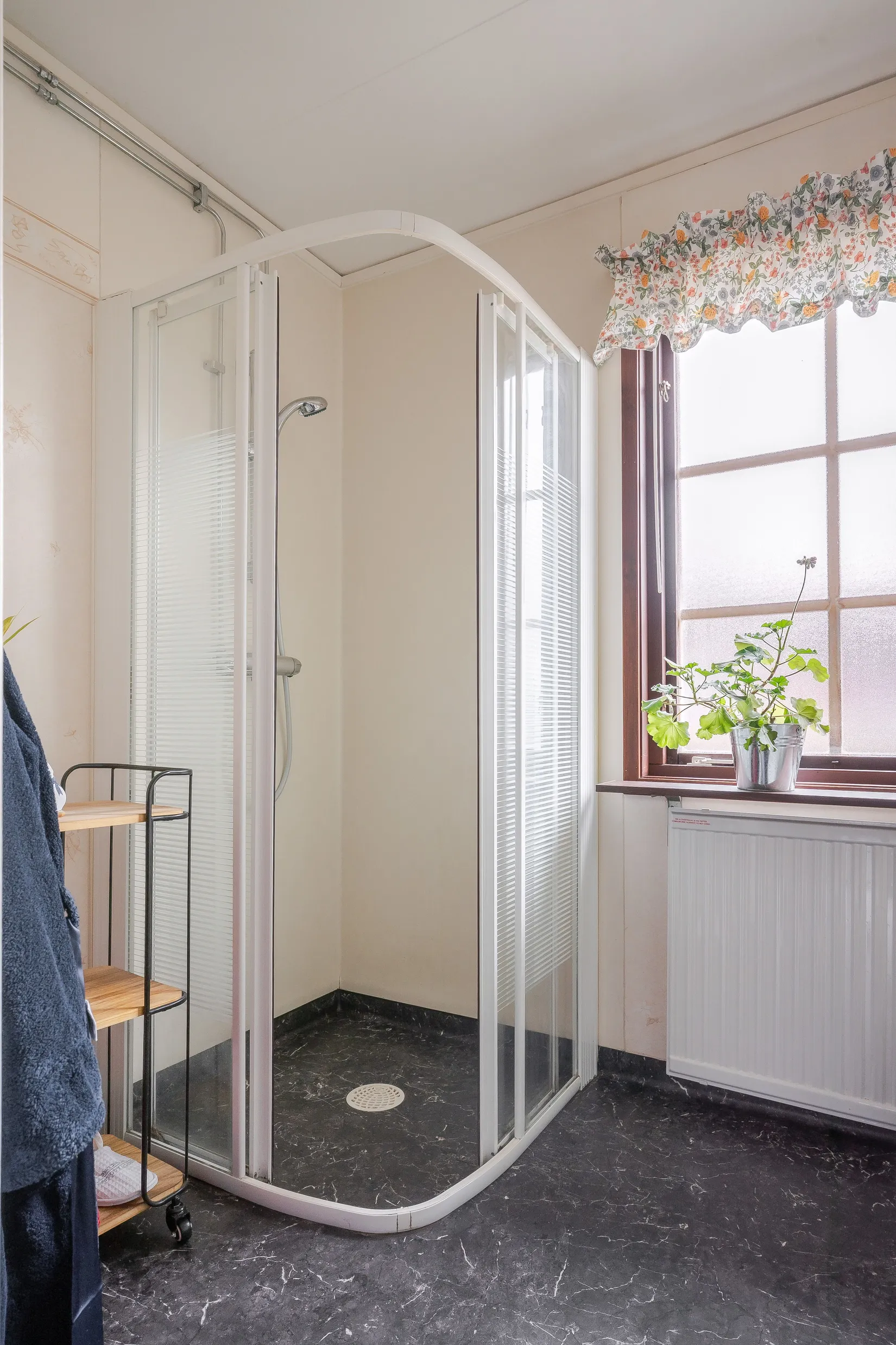 Villa, Bjurtorpsvägen 3, Bjuren, Flen