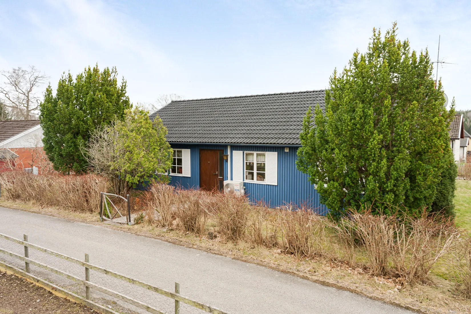 Villa, Bjurtorpsvägen 3, Bjuren, Flen