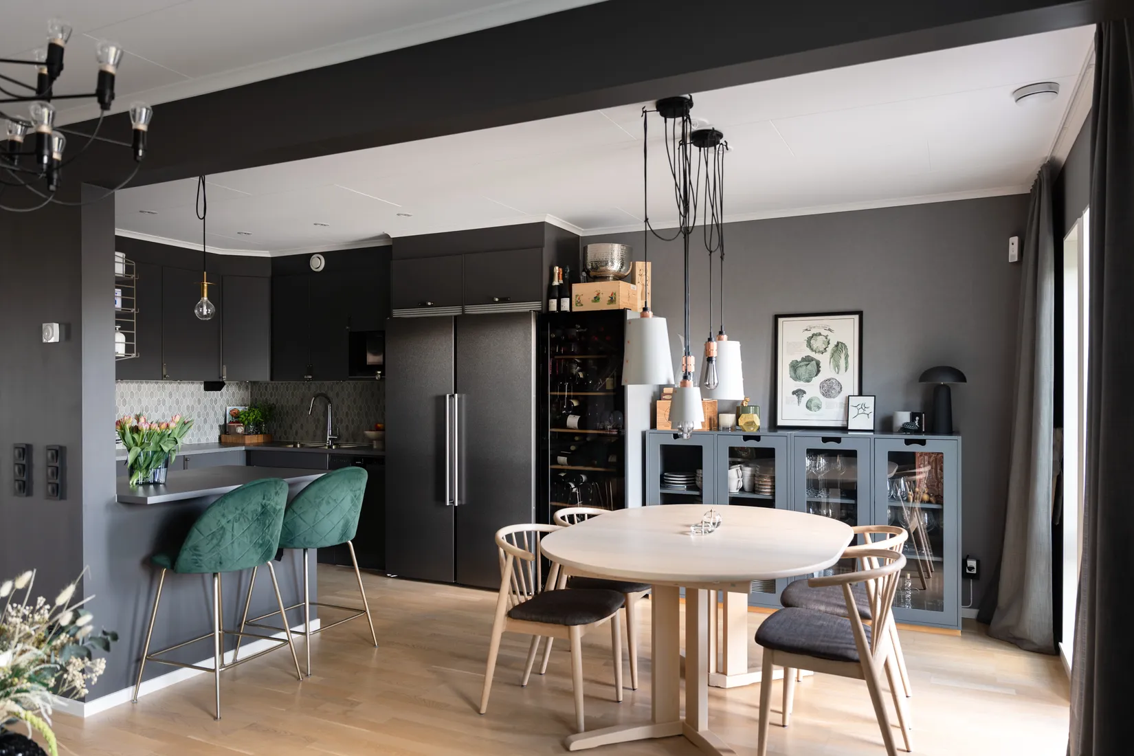 Villa, Radhus, Landerigatan 11, Nordanby, Västerås