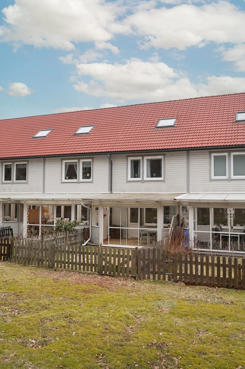 Radhus, Norrvallavägen 25, Tullinge Parkhem, Botkyrka