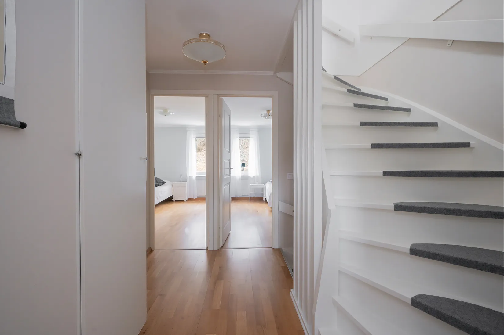 Radhus, Norrvallavägen 25, Tullinge Parkhem, Botkyrka