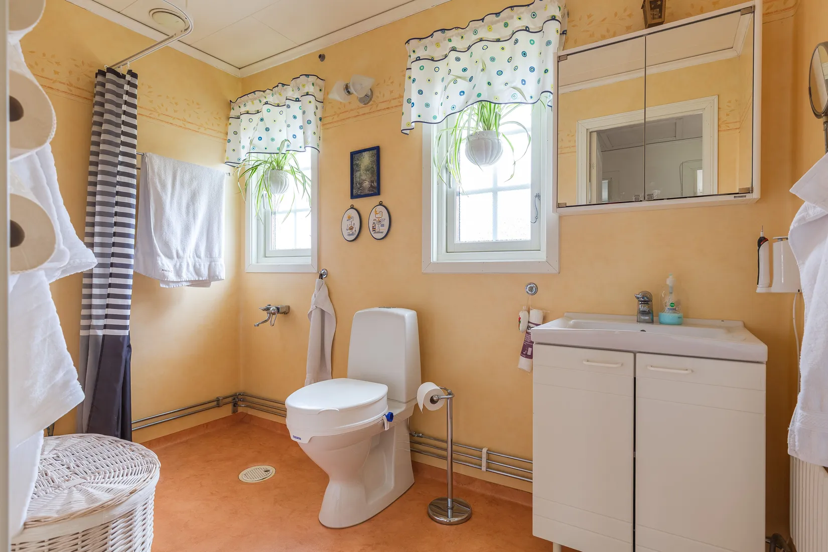 Villa, Häcklingevägen 45, Häcklinge, Gävle