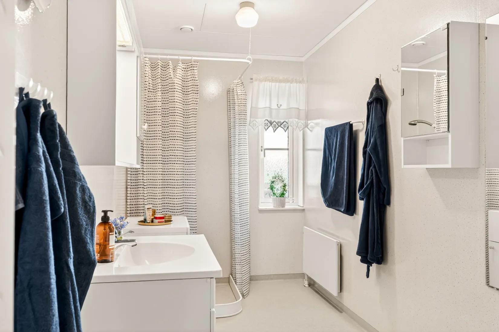 Villa, Algatan 2, Skogsbacken, Tomelilla