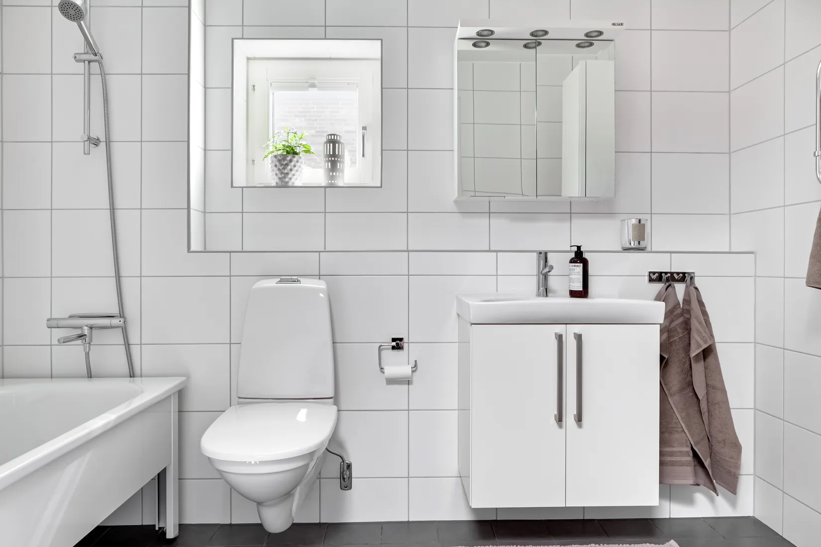 Villa, Radhus, Hamnallén 66, Strandstaden, Lomma